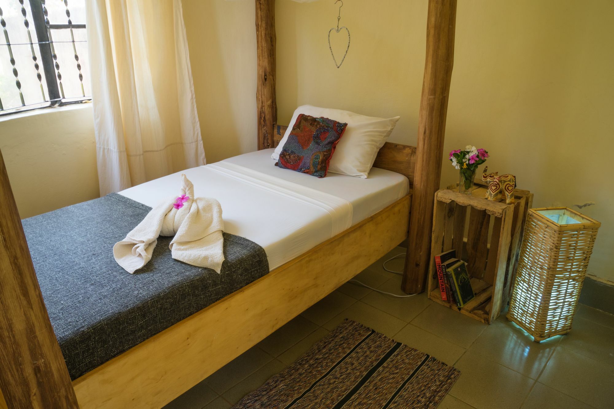 The Secret Garden Hotel 莫希 外观 照片